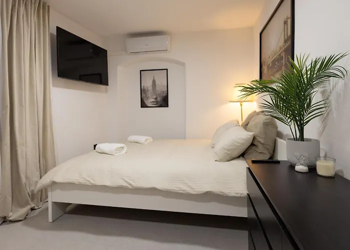 Napoleon Апартаменты *